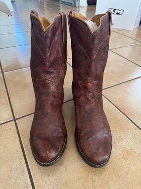 Justin Cowboy Boots